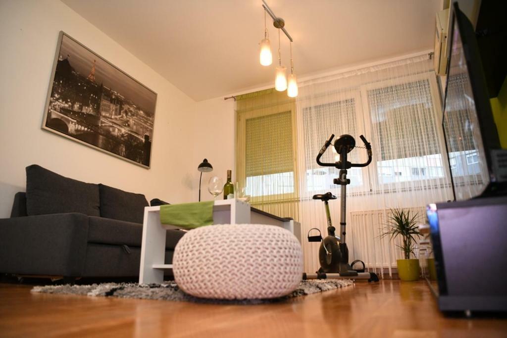 Apartment Oaza - Arena *