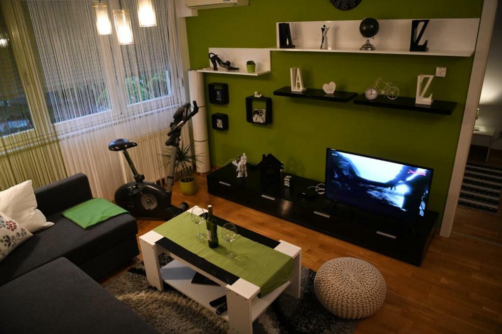 Apartment Oaza - Arena *